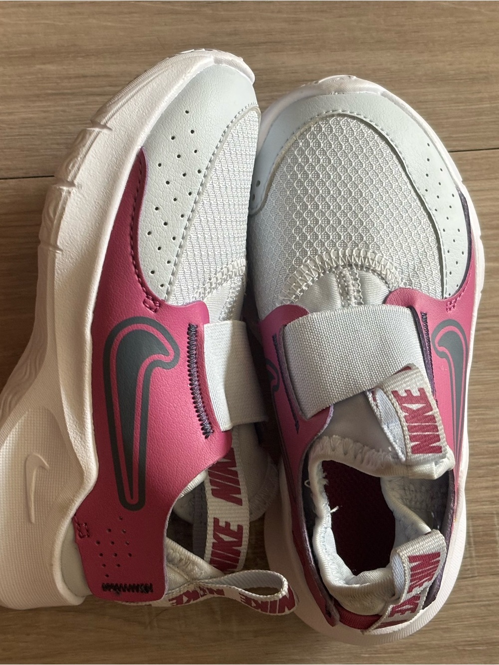 Nike Flex Runner Girl' White & Pink Slip-On Sneaker New